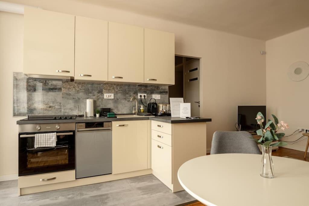 Petofi Family Apartman Debrecen Dış mekan fotoğraf
